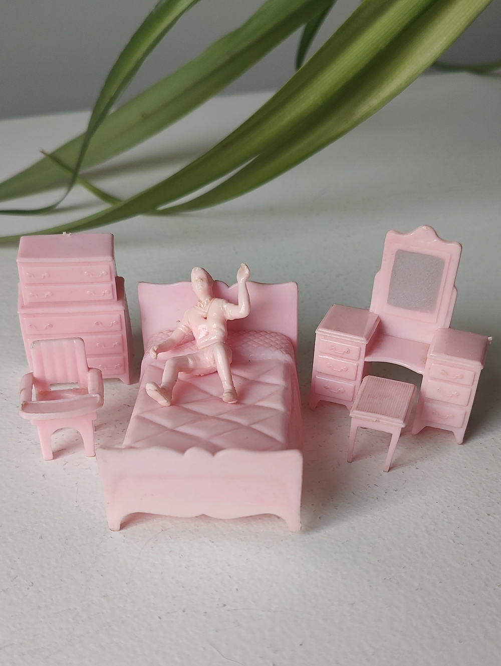 Bundle Of 6 Vintage Miniature Pink Dollhouse Pieces